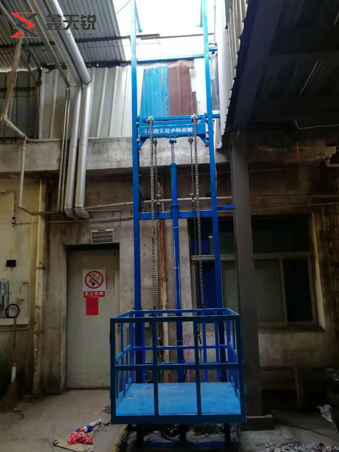 黄冈导轨式升降货梯